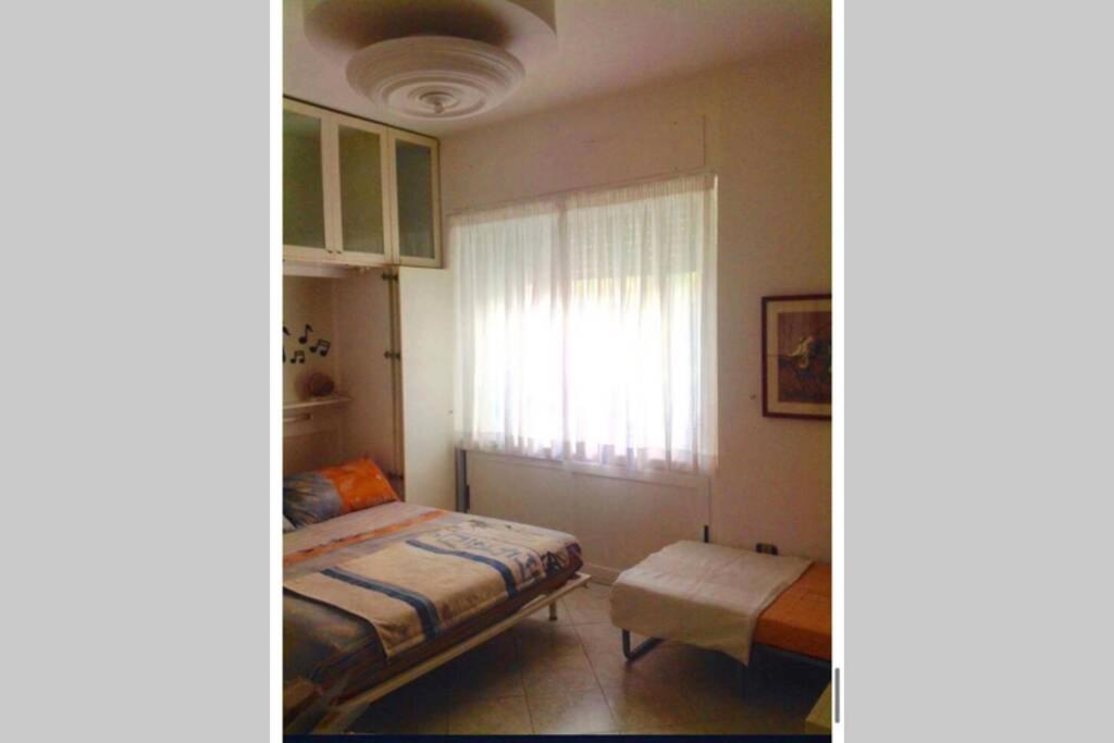 Cosy Studio Flat On The Seaside Lägenhet Lido di Ostia Exteriör bild