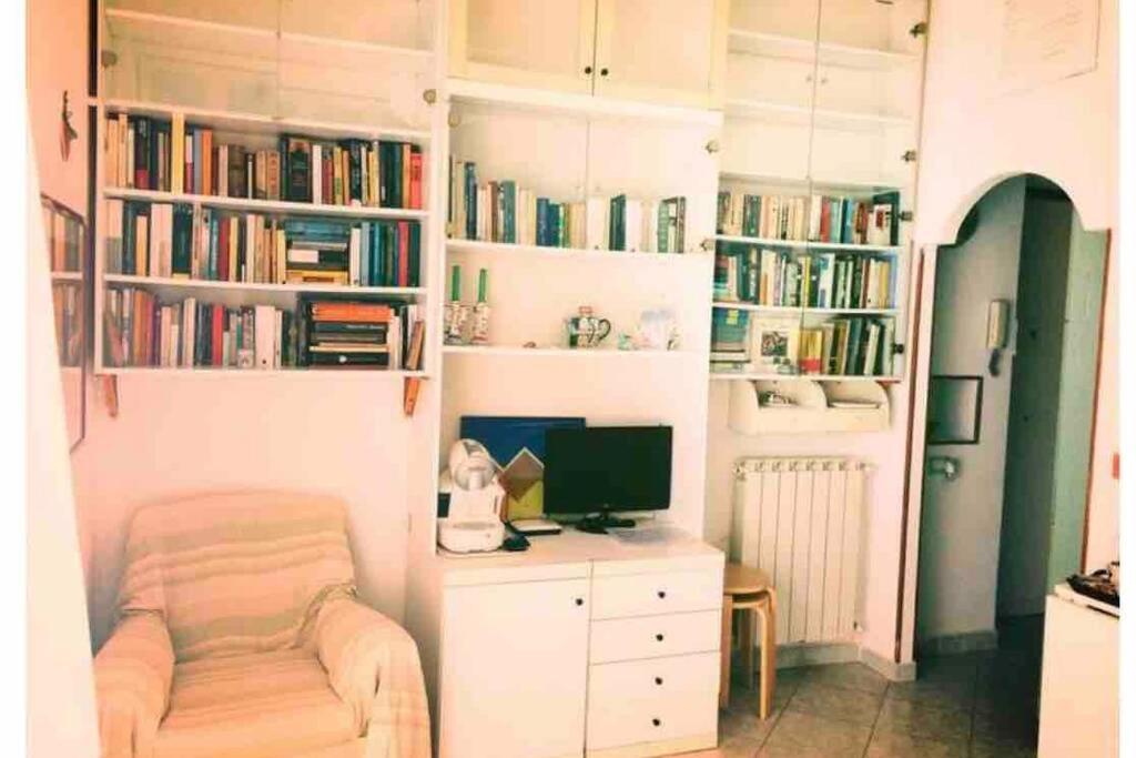 Cosy Studio Flat On The Seaside Lägenhet Lido di Ostia Exteriör bild
